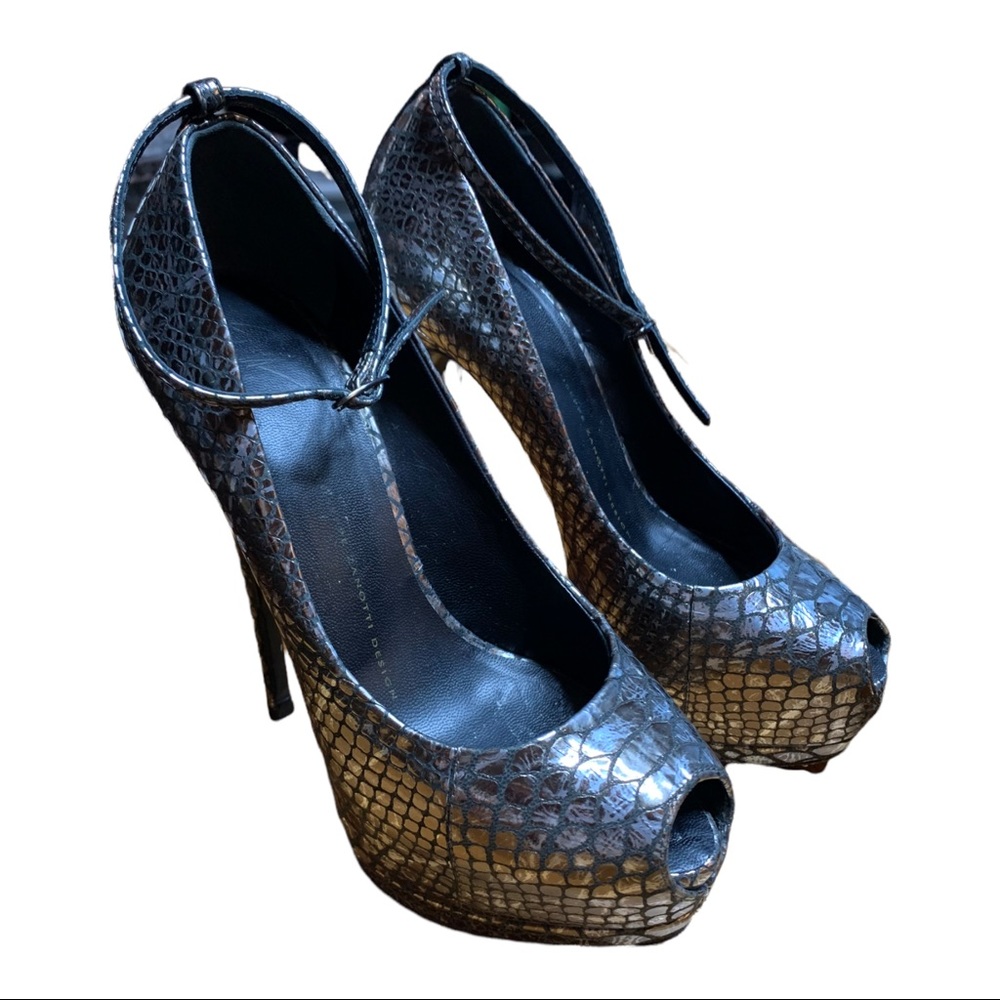 GIUSEPPE ZANOTTI METALLIC SNAKESKIN PUMPS